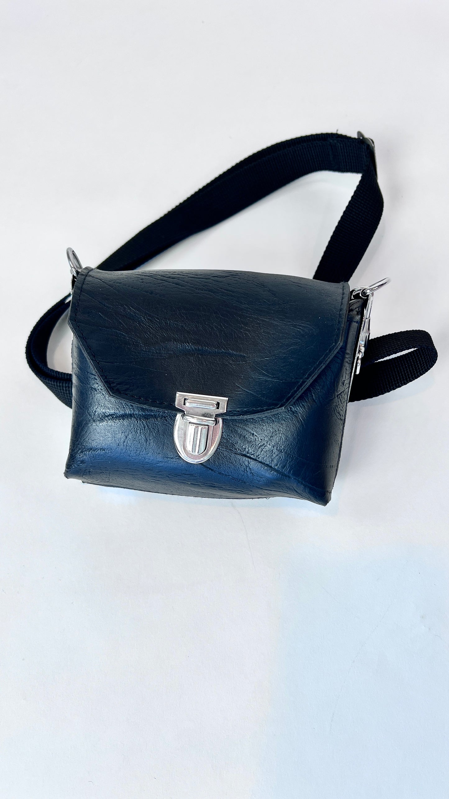 80's Small Camera Bag Purse