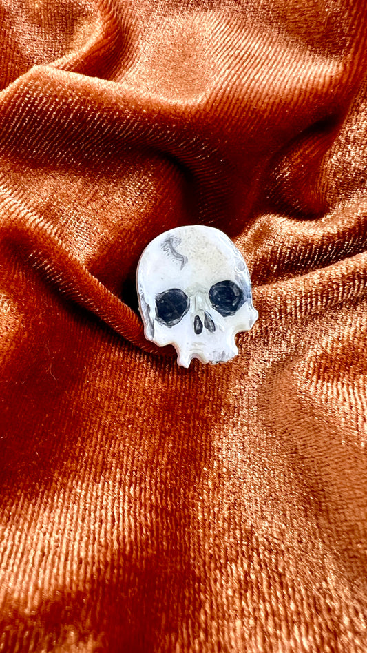 Skull Pin