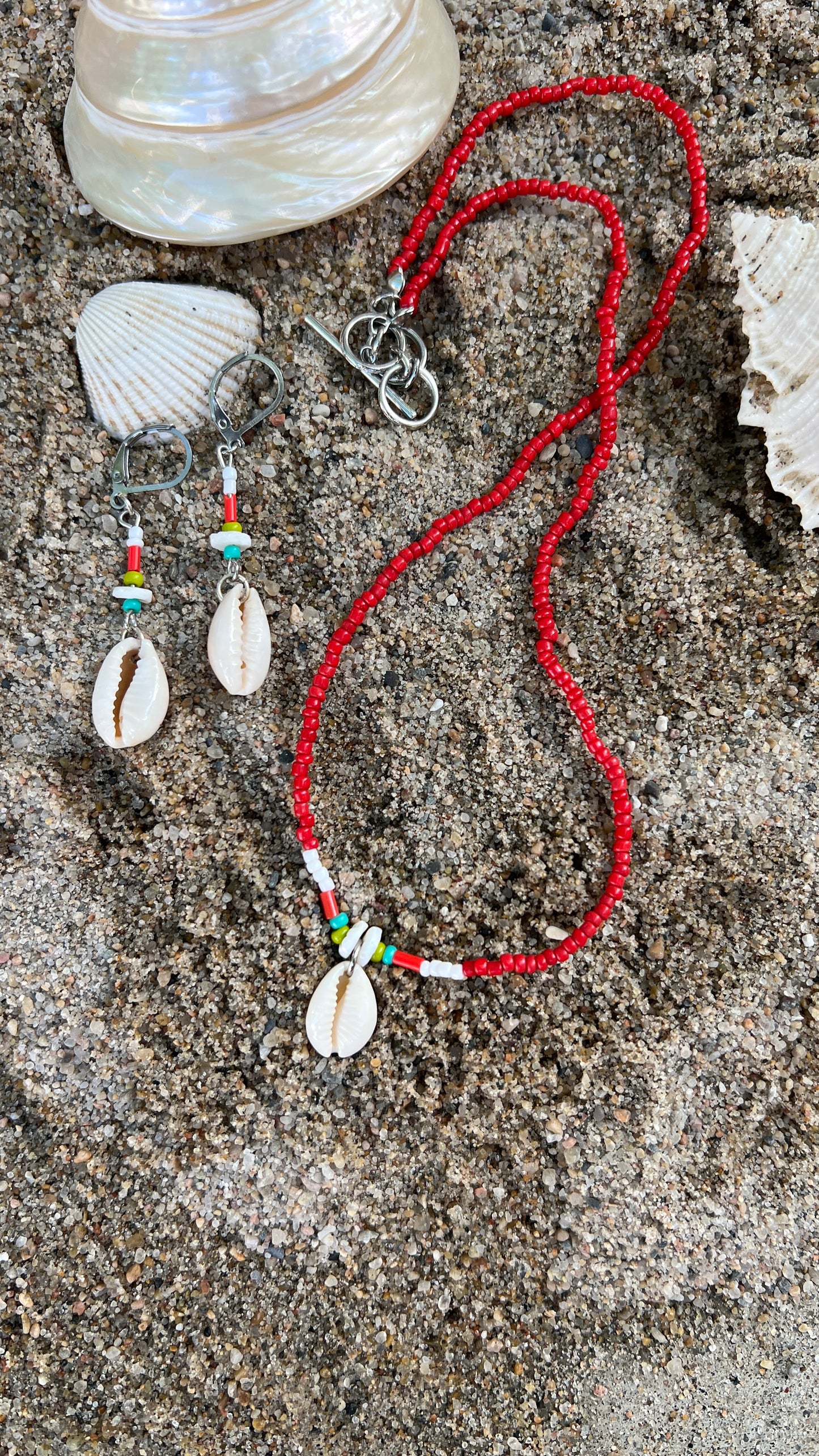 “Fresh Coral” Shell necklace